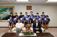 フレッシュSAEKIバレーボールスポーツ少年団議長表敬訪問の写真