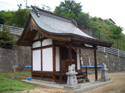 萩尾山神社