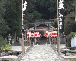 阿刀明神社