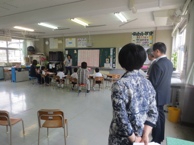 山本小学校(授業視察その3)