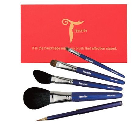 image of Cosmetic Brushes/Jewelry and Lacquered Cosmetic Brushes