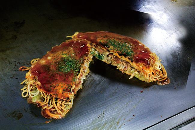 image of Otafuku Hiroshima Limited Edition Okonomi Sauce2